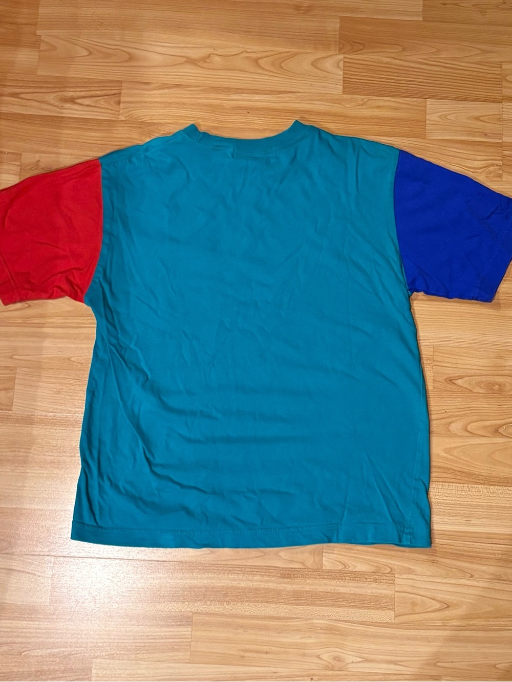 Y2K Colourblock tee - Picture 2 of 4